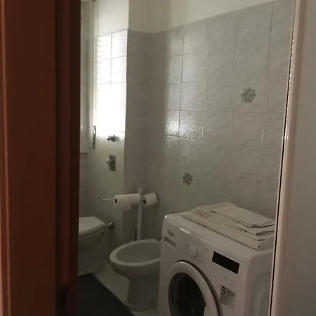 Veronica Appartement Cologno Monzese